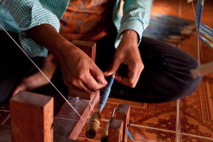 basik 855, handmade Cambodian ikat textiles 